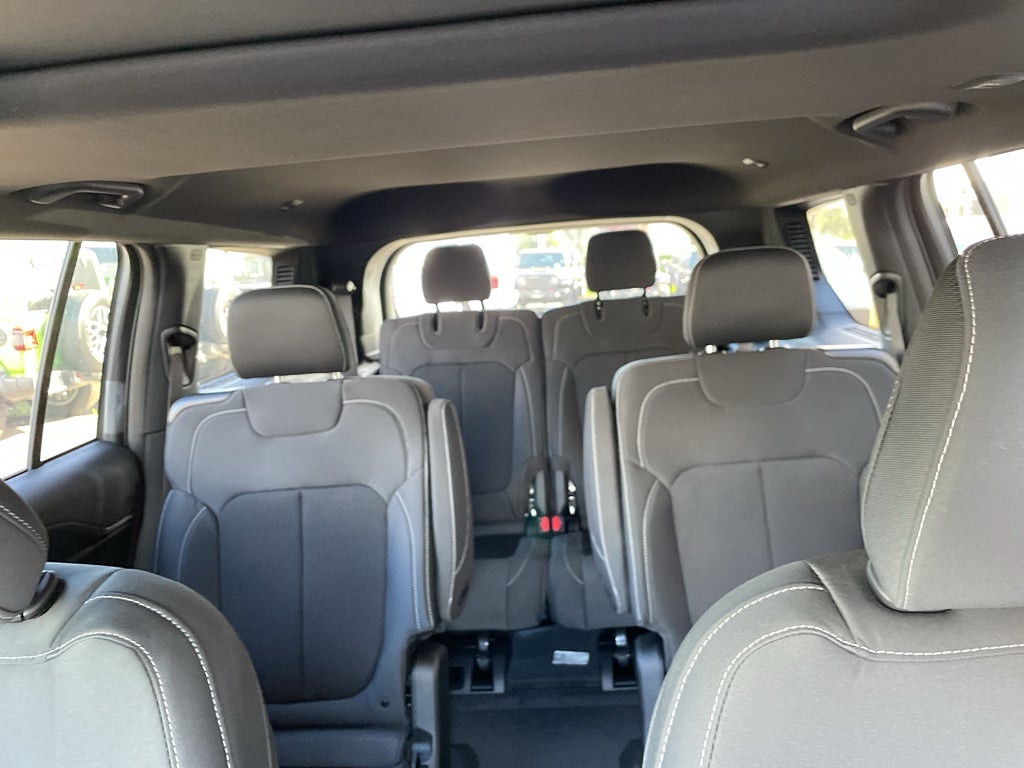 2025 Jeep Grand Cherokee L Laredo X