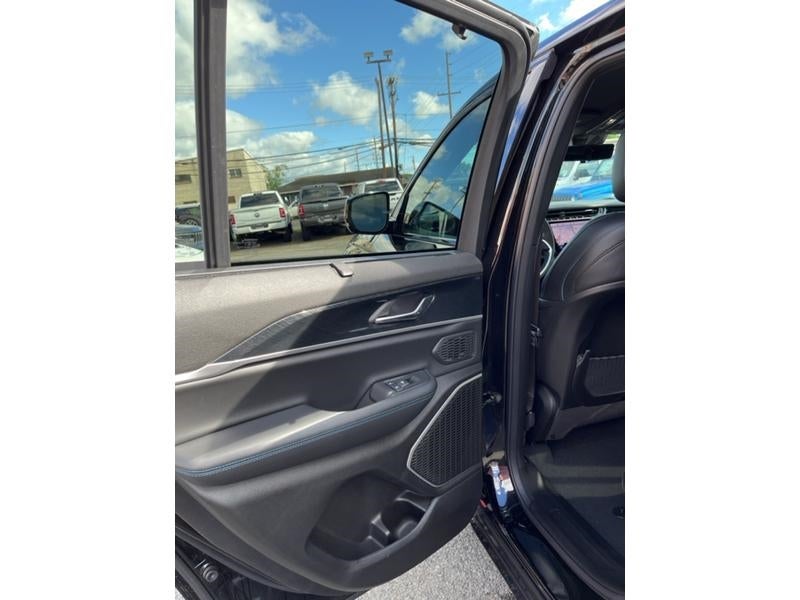 2025 Jeep Grand Cherokee 4xe Trailhawk