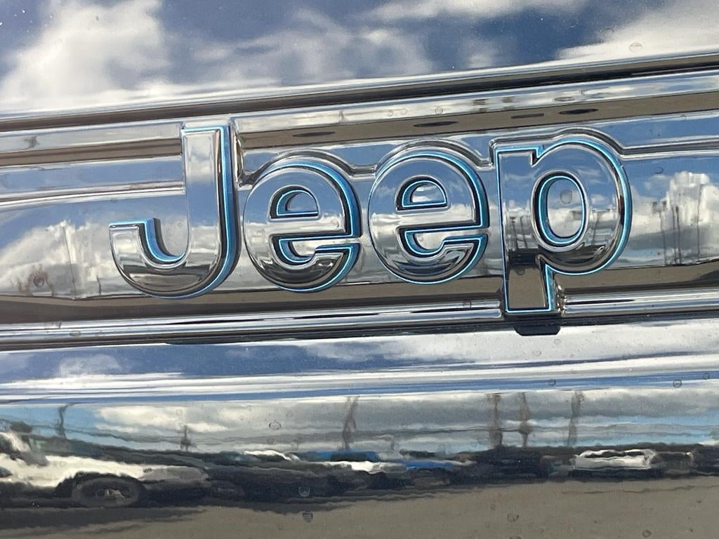 2025 Jeep Grand Cherokee 4xe Trailhawk