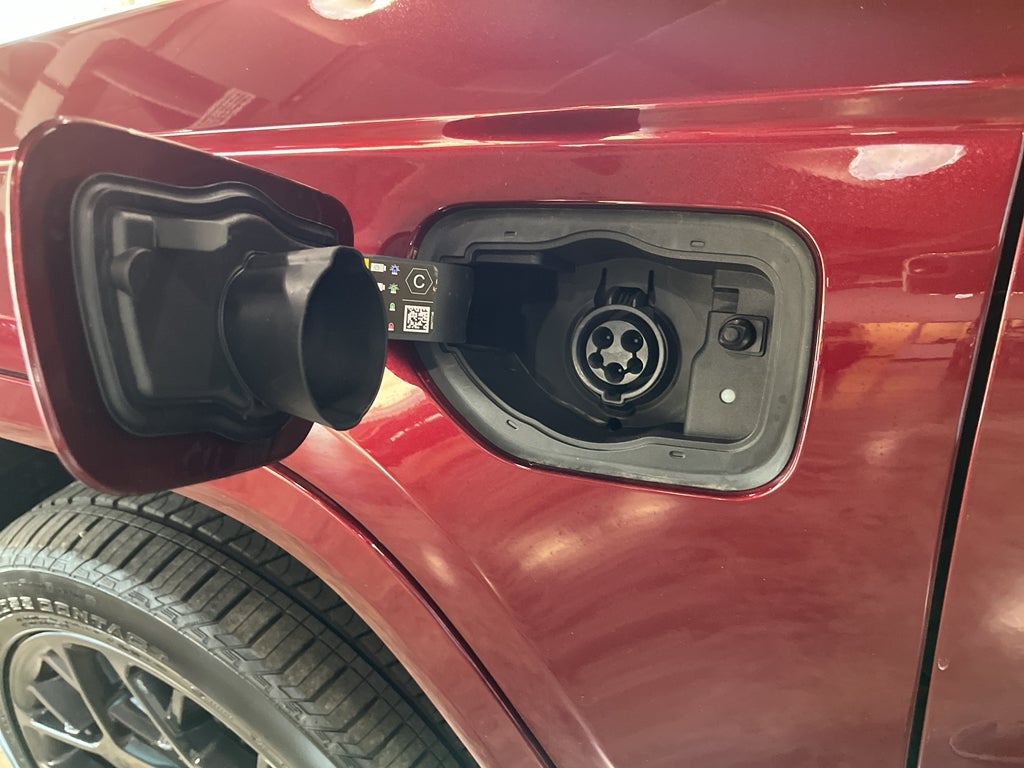 2025 Jeep Grand Cherokee 4xe Summit Reserve