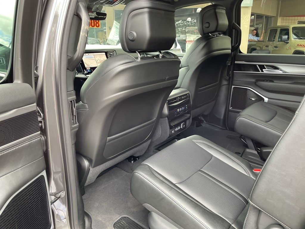 2026 Jeep Grand Wagoneer Limited Altitude