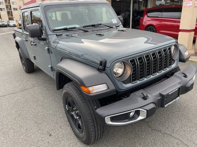 2026 Jeep Gladiator Sport