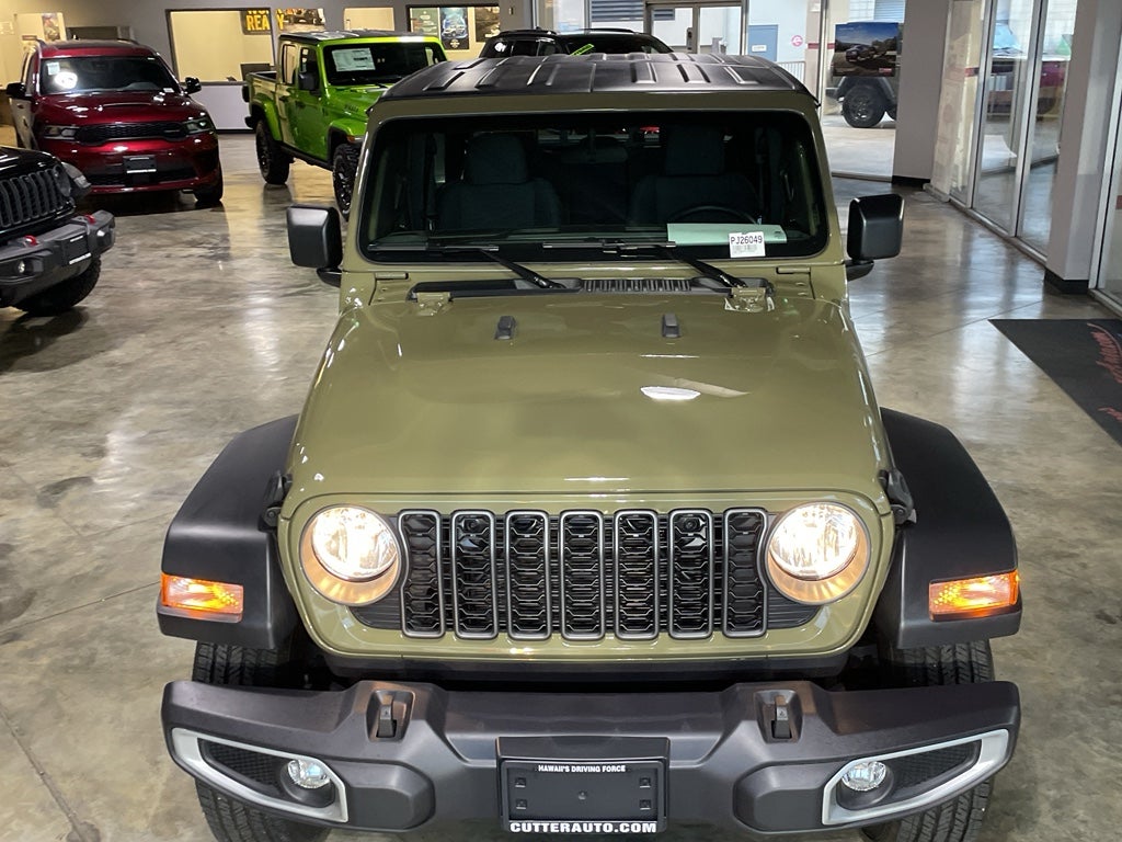 2026 Jeep Gladiator Sport