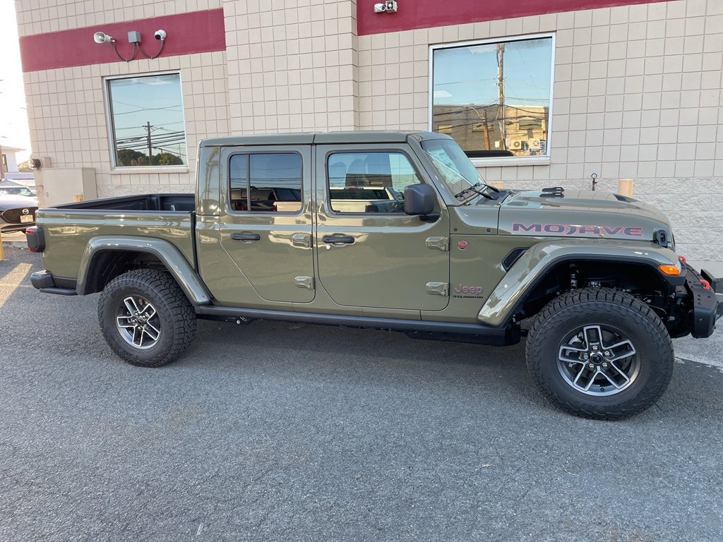 2026 Jeep Gladiator Mojave X