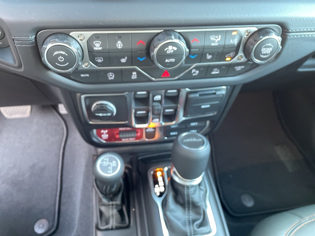 2026 Jeep Gladiator Mojave X