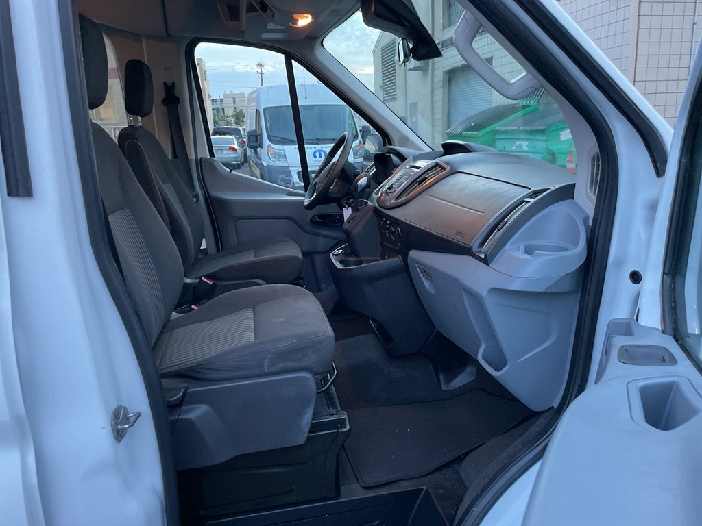 2019 Ford Transit Wagon XLT