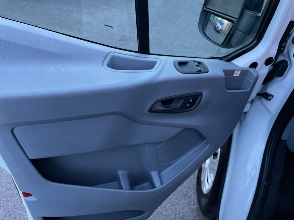 2019 Ford Transit Wagon XLT