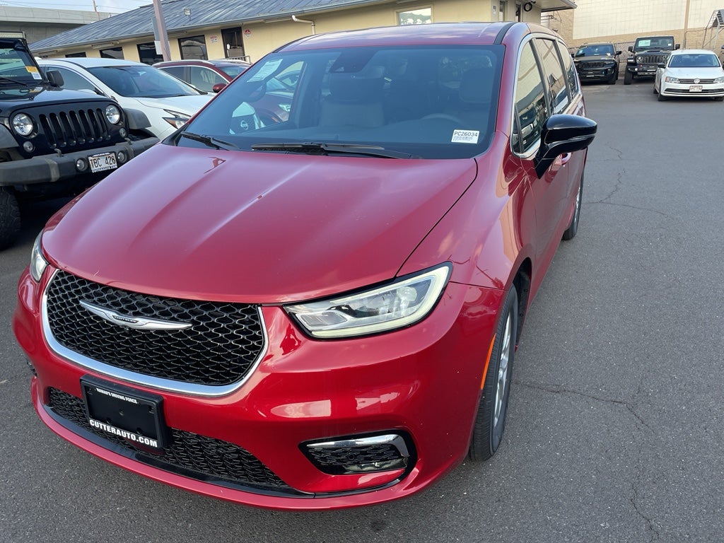 2026 Chrysler Pacifica Select