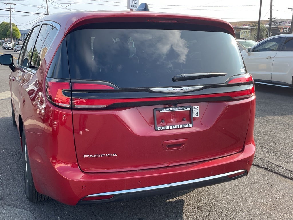 2026 Chrysler Pacifica Select