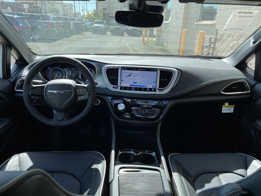 2026 Chrysler Pacifica Limited