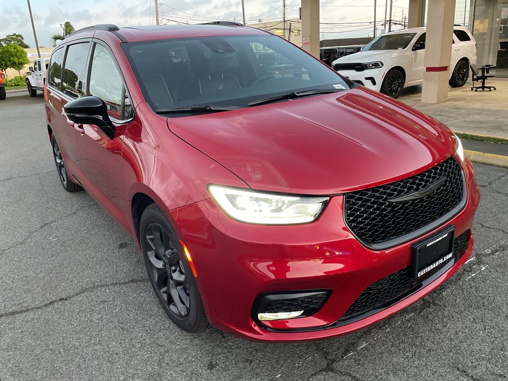 2026 Chrysler Pacifica Limited