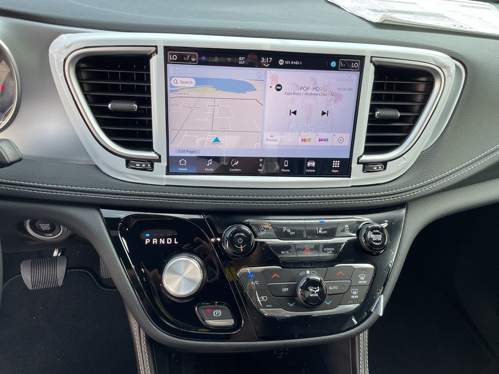 2026 Chrysler Pacifica Limited