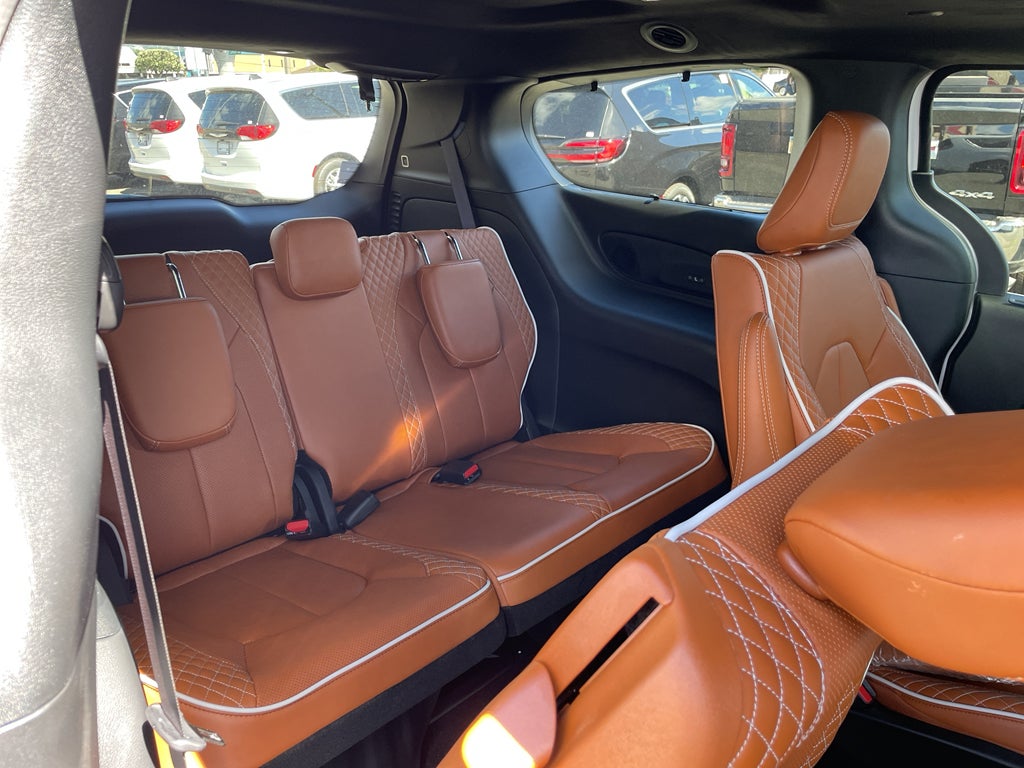 2026 Chrysler Pacifica Pinnacle