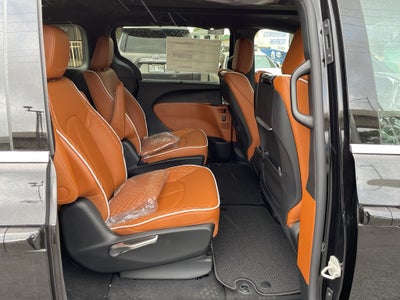 2026 Chrysler Pacifica Pinnacle