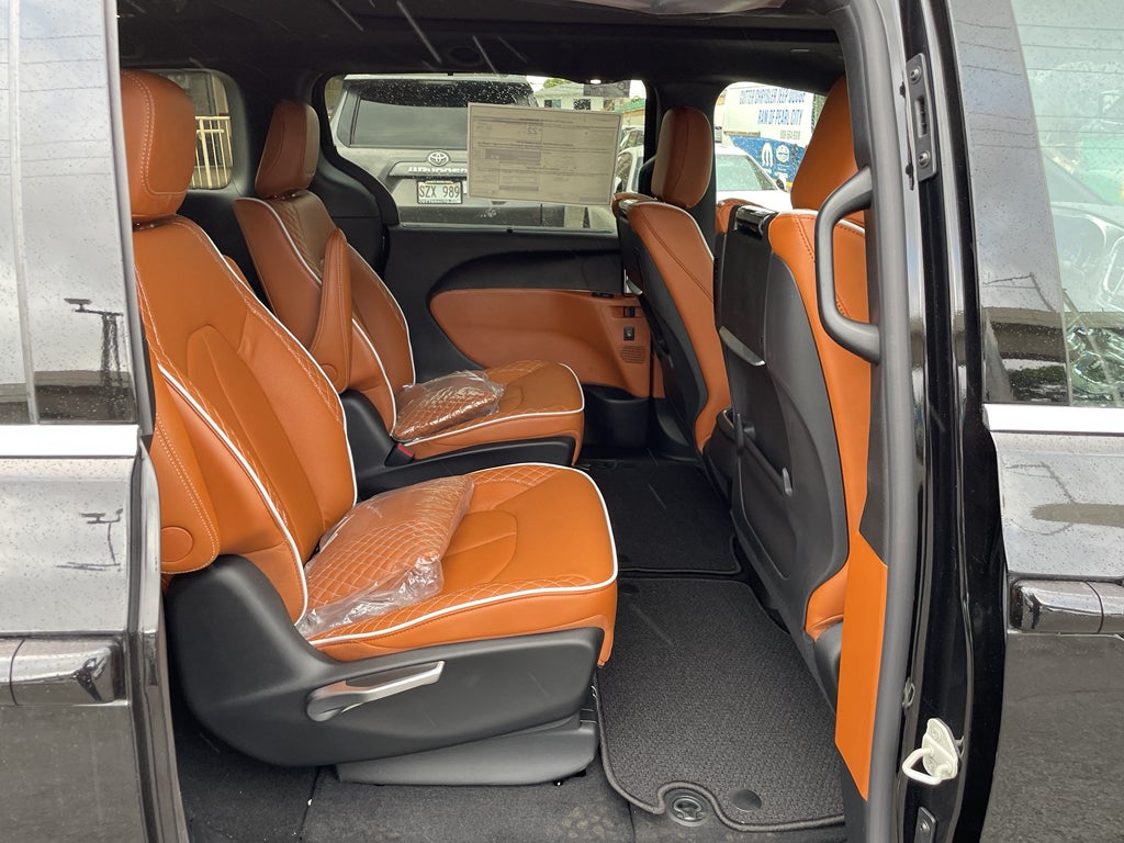 2026 Chrysler Pacifica Pinnacle