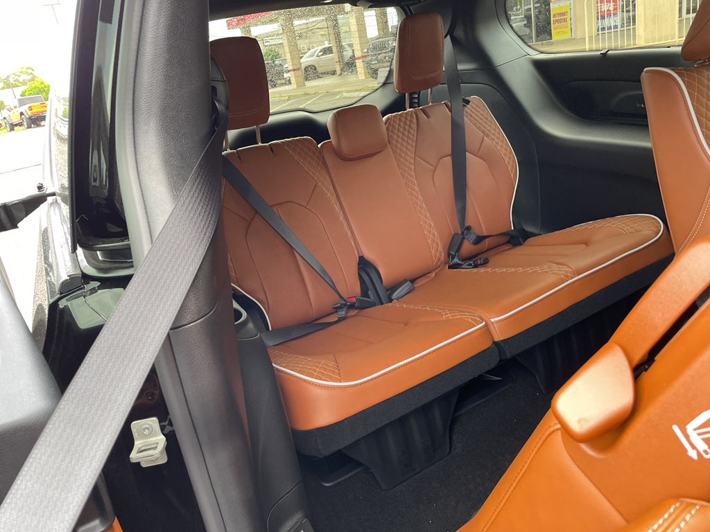 2026 Chrysler Pacifica Pinnacle