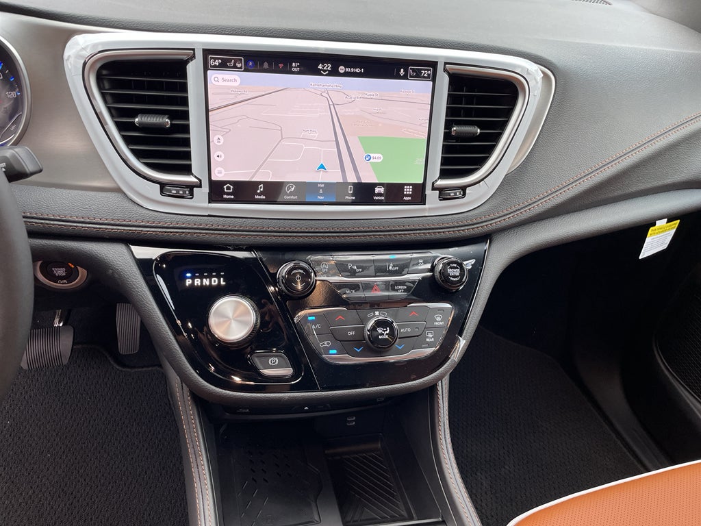 2026 Chrysler Pacifica Pinnacle