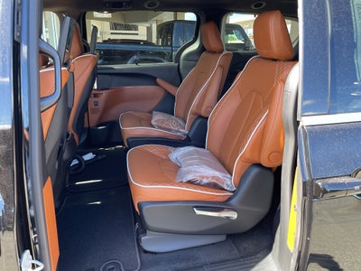 2026 Chrysler Pacifica Pinnacle