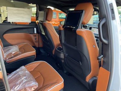 2026 Chrysler Pacifica Pinnacle