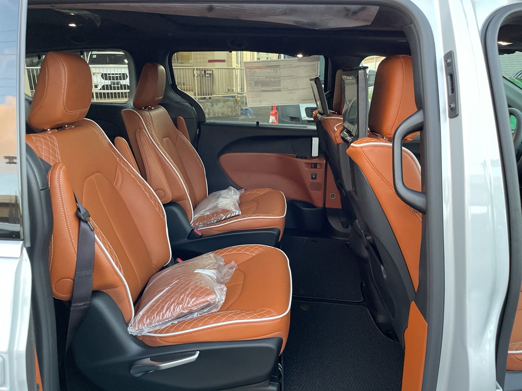 2026 Chrysler Pacifica Pinnacle