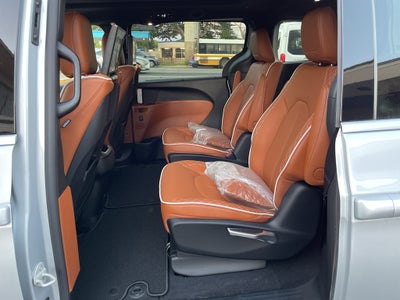 2026 Chrysler Pacifica Pinnacle