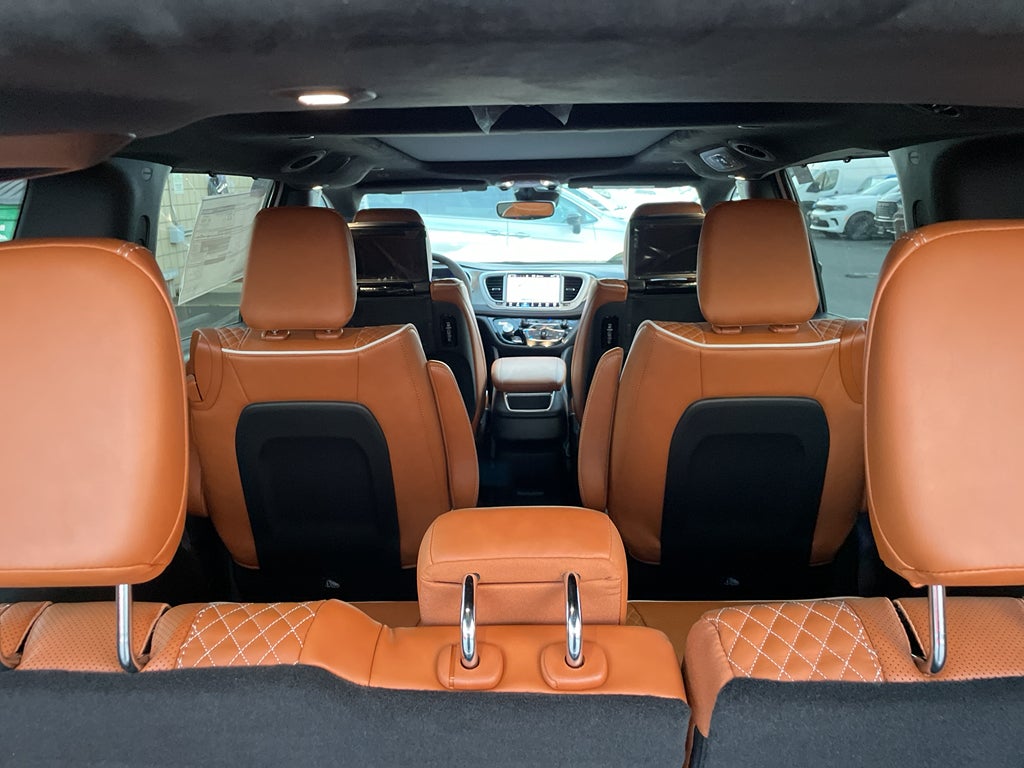 2026 Chrysler Pacifica Pinnacle