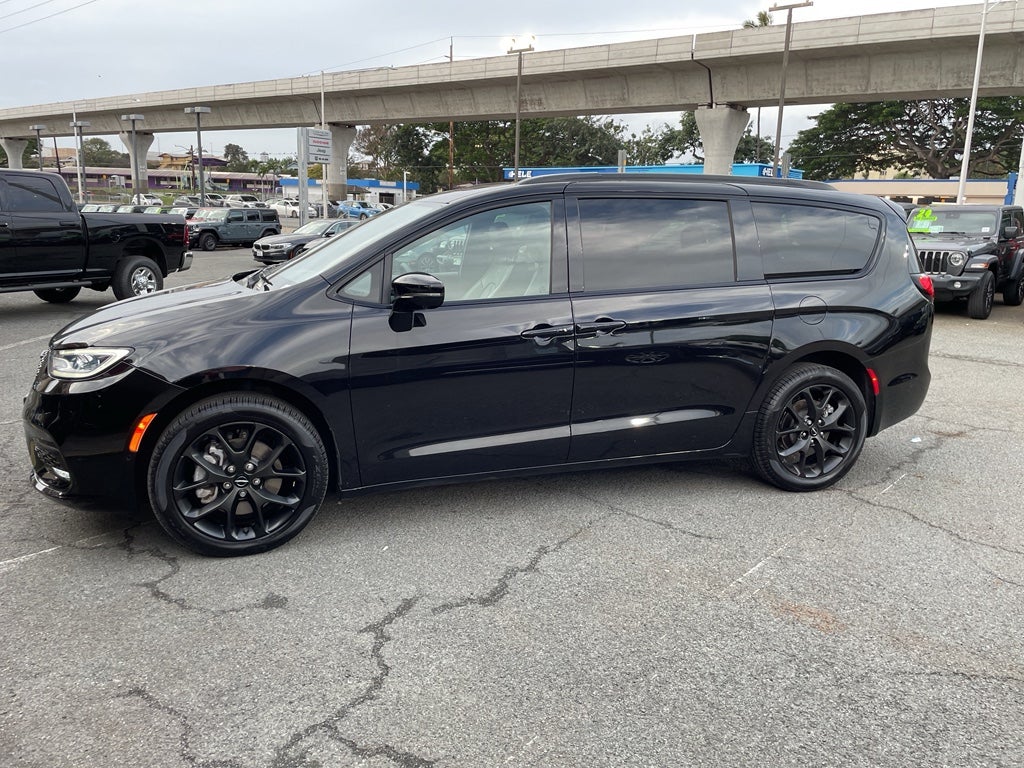 2024 Chrysler Pacifica Limited