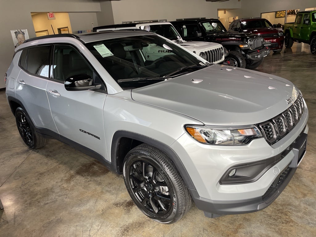 2026 Jeep Compass Latitude Altitude