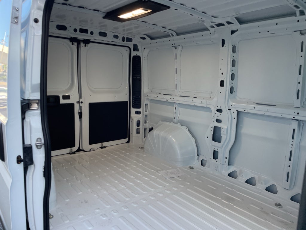 2026 RAM ProMaster 1500 SLT