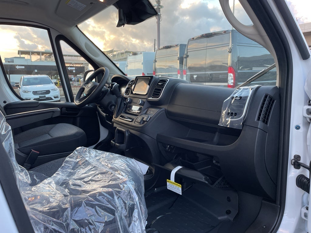 2026 RAM ProMaster 1500 SLT