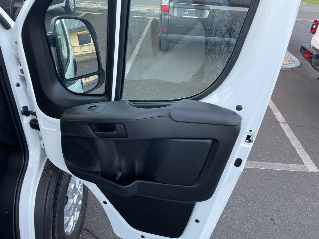 2026 RAM ProMaster 1500 SLT