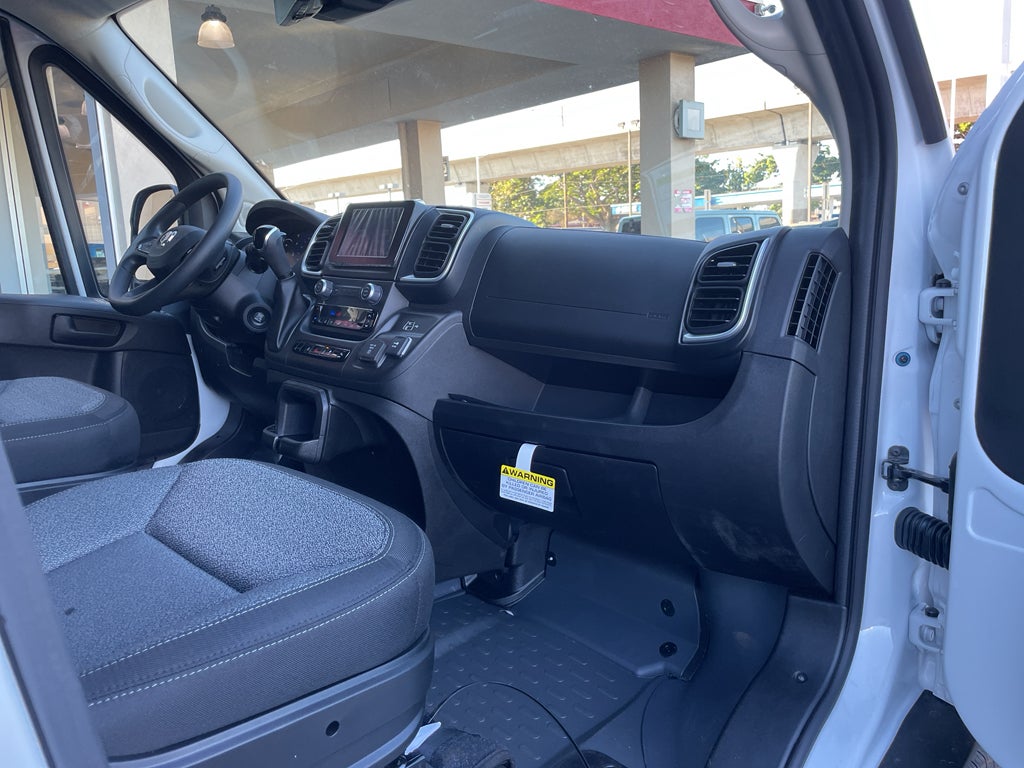 2025 RAM ProMaster 2500 SLT