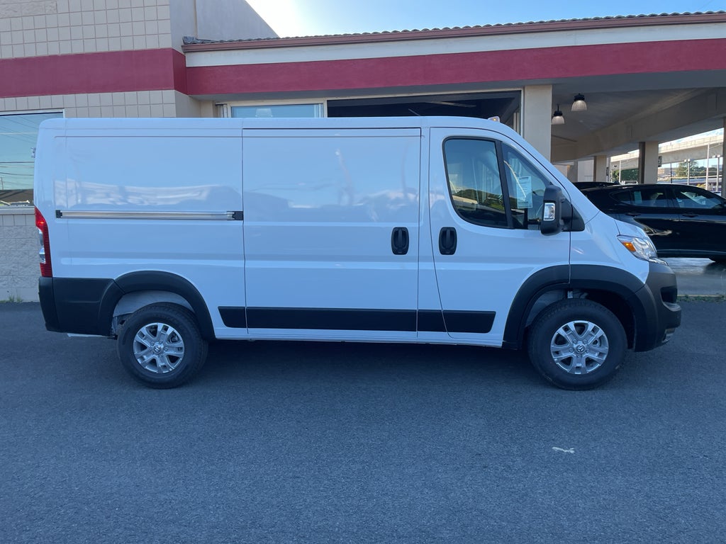 2025 RAM ProMaster 2500 SLT