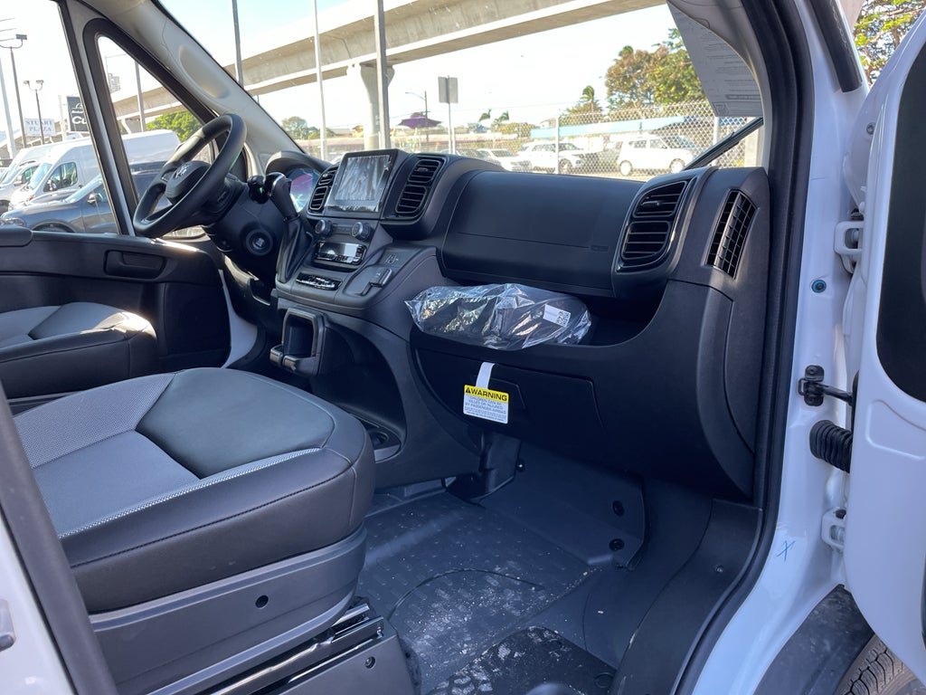 2025 RAM ProMaster 2500 Tradesman