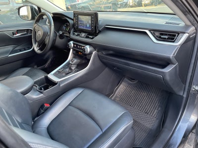 2022 Toyota RAV4 Hybrid XLE Premium