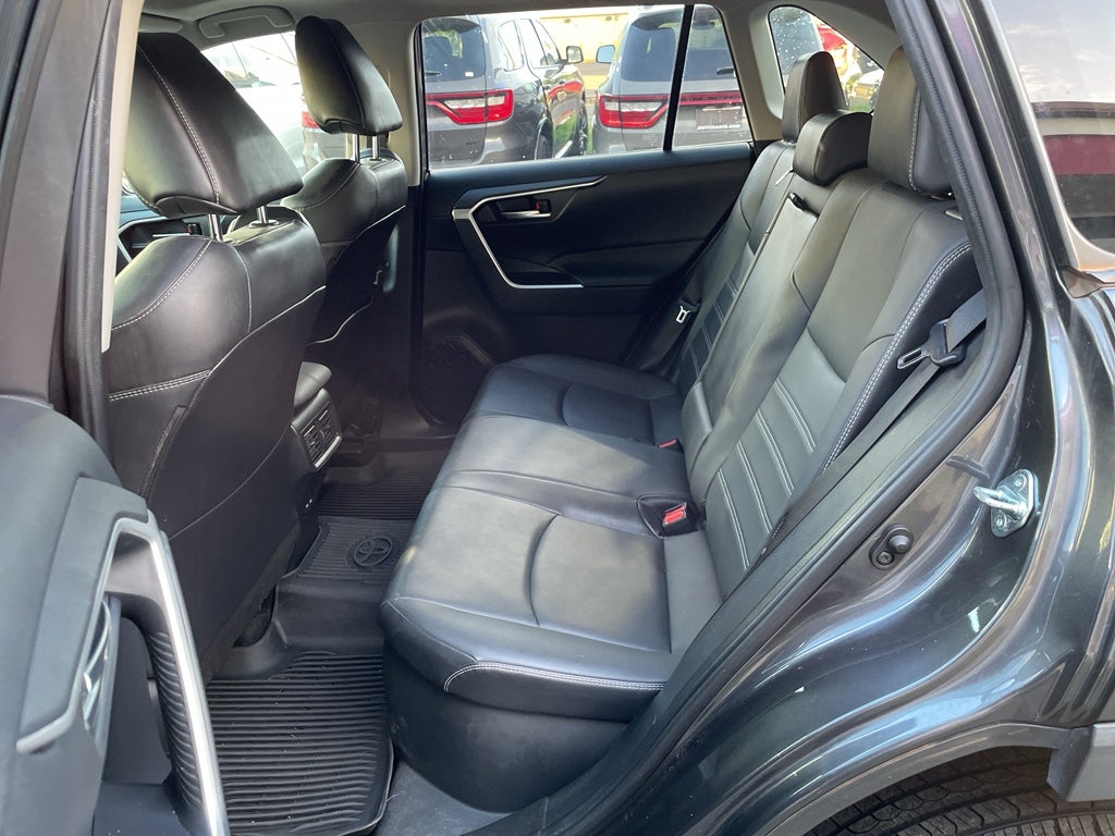 2022 Toyota RAV4 Hybrid XLE Premium