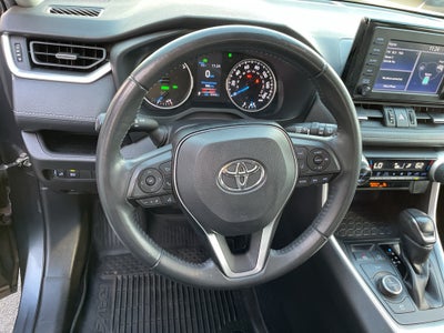 2022 Toyota RAV4 Hybrid XLE Premium