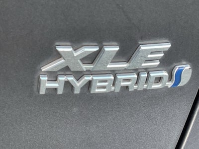 2022 Toyota RAV4 Hybrid XLE Premium