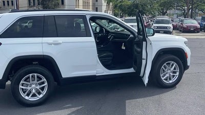 2025 Jeep Grand Cherokee GRAND CHEROKEE LAREDO X 4X2