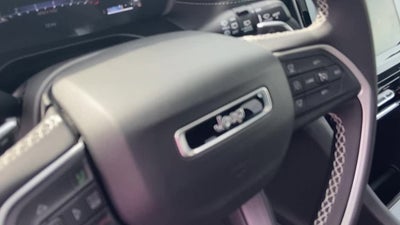 2025 Jeep Grand Cherokee GRAND CHEROKEE LAREDO X 4X2