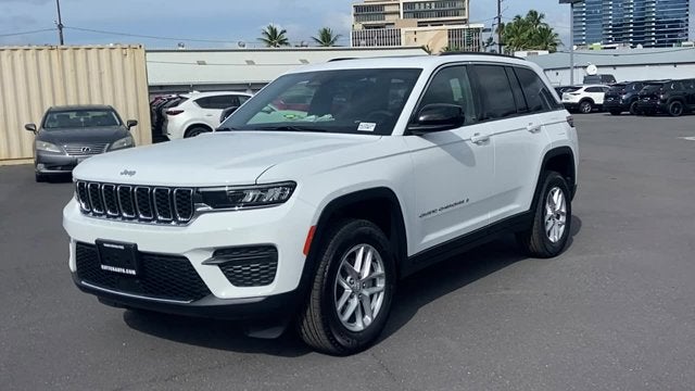 2025 Jeep Grand Cherokee GRAND CHEROKEE LAREDO X 4X2