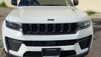 2026 Jeep Grand Cherokee GRAND CHEROKEE LAREDO ALTITUDE 4X2