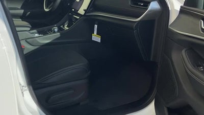 2026 Jeep Grand Cherokee GRAND CHEROKEE LAREDO ALTITUDE 4X2