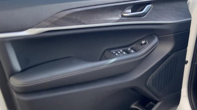 2026 Jeep Grand Cherokee GRAND CHEROKEE LAREDO ALTITUDE 4X2