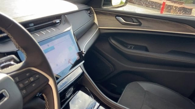 2026 Jeep Grand Cherokee GRAND CHEROKEE LAREDO ALTITUDE 4X2