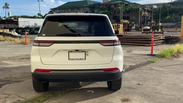 2026 Jeep Grand Cherokee GRAND CHEROKEE LAREDO ALTITUDE 4X2