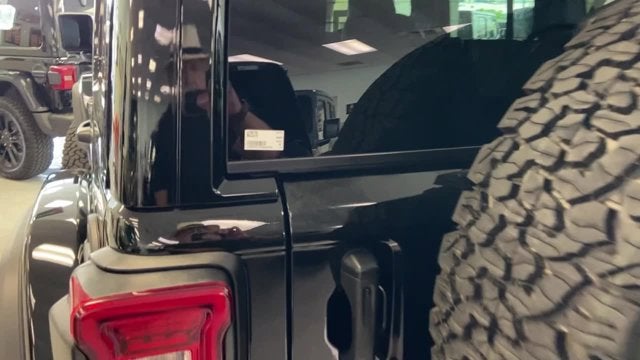 2025 Jeep Wrangler WRANGLER 4-DOOR RUBICON 392