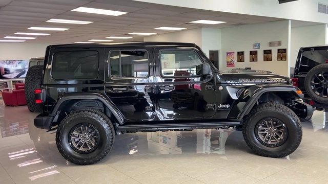 2025 Jeep Wrangler WRANGLER 4-DOOR RUBICON 392