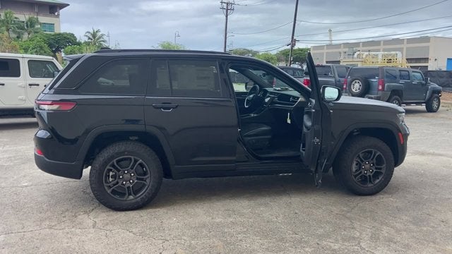 2025 Jeep Grand Cherokee 4xe Trailhawk