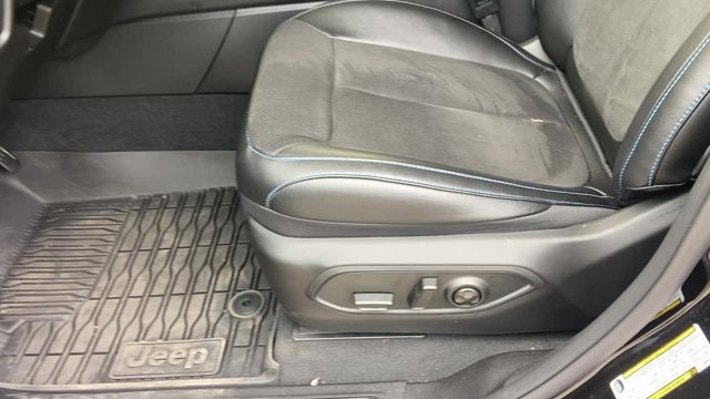 2025 Jeep Grand Cherokee 4xe Trailhawk